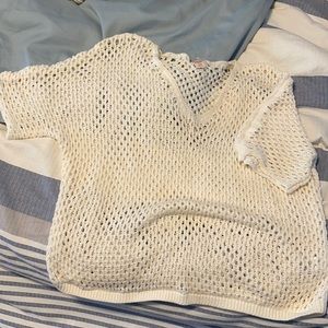 Short sleeve sweater